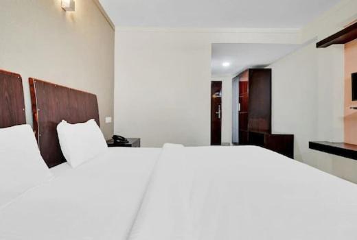 Aec Residency Hotel Alappuzha ภายนอก รูปภาพ